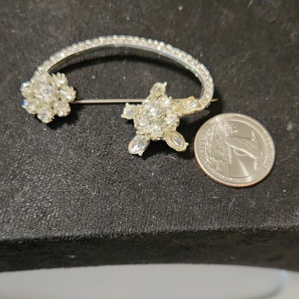 Vintage Silver Crystal Brooch - Picture 3 of 5